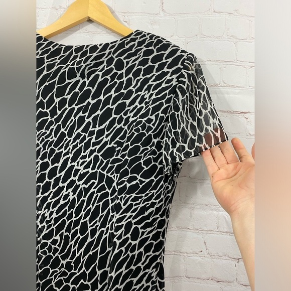 JBS Cap Sleeve V Neck Sheer Lined Faux Wrap Dress Polyester Womens Size 12 - Picture 5 of 8